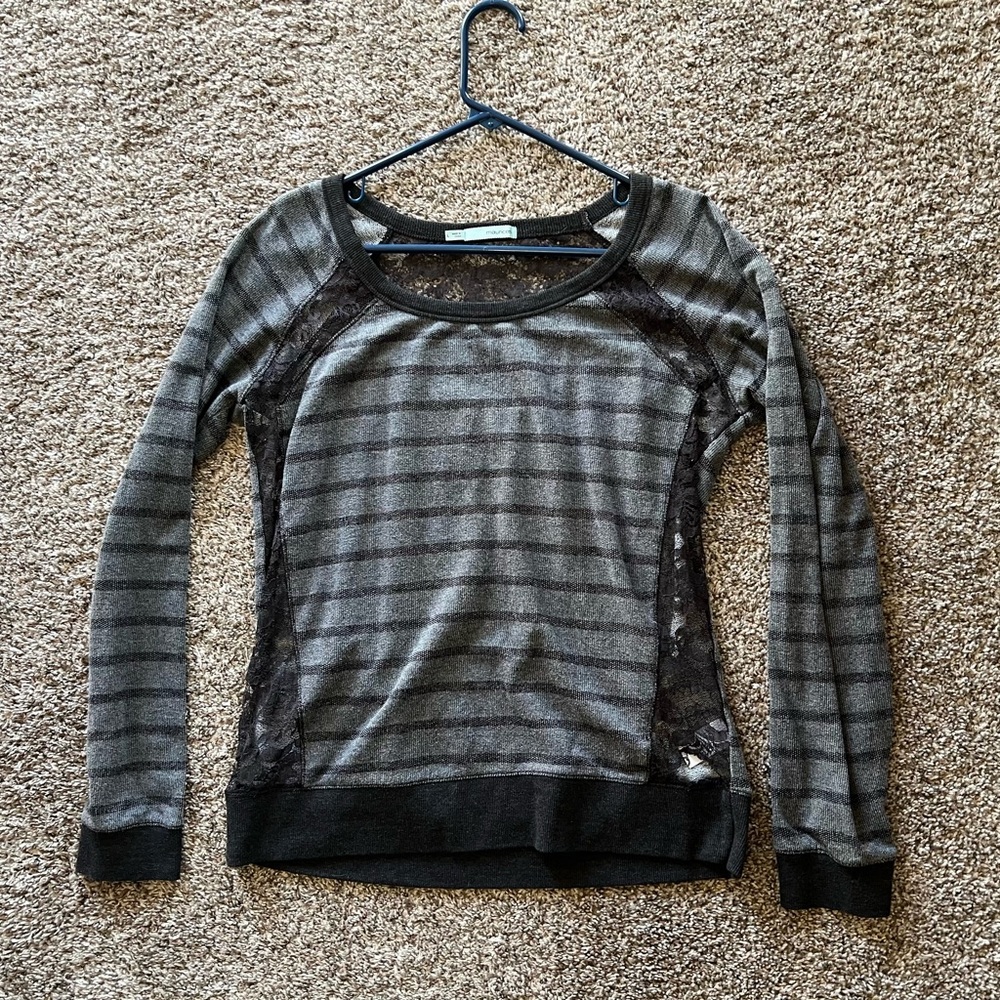 Long sleeve sweater with lace inserts on back and side panels
